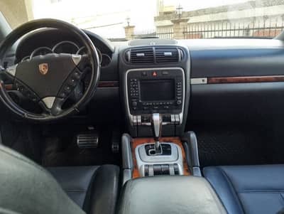 Porsche Cayenne S V8