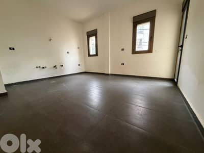 GMB124JC - Apartment For Sale In Blat - شقة للبيع في بلاط