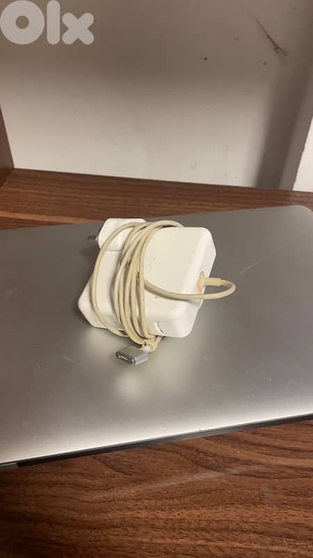 For Sale: MacBook Pro 13” with magsafe charger 0