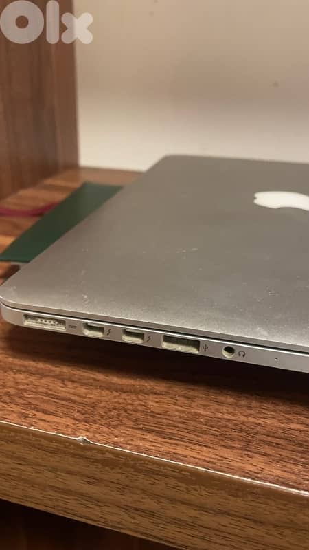 For Sale: MacBook Pro 13” with magsafe charger 4