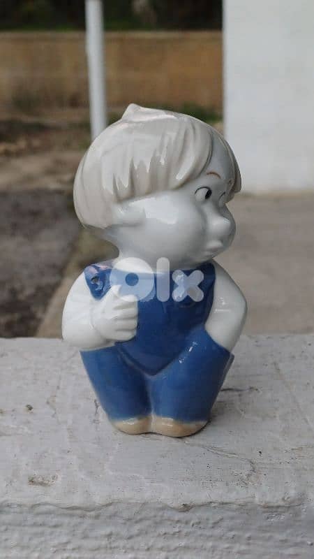 antique 0