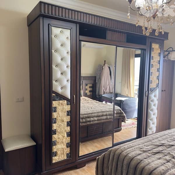 bedroom like new 2