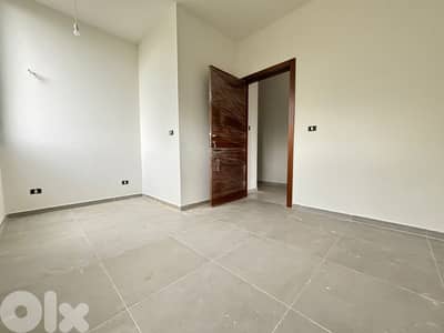 Bouar | Brand New 100m² + 60m² Terrace | Minutes from Highway | Catch