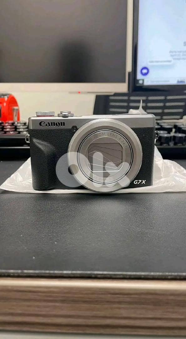 Canon PowerShot g7x mark iii camera 0
