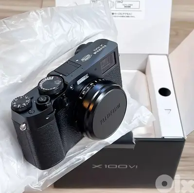 FUjifilm X100VI camera FUjifilm X100VI camera