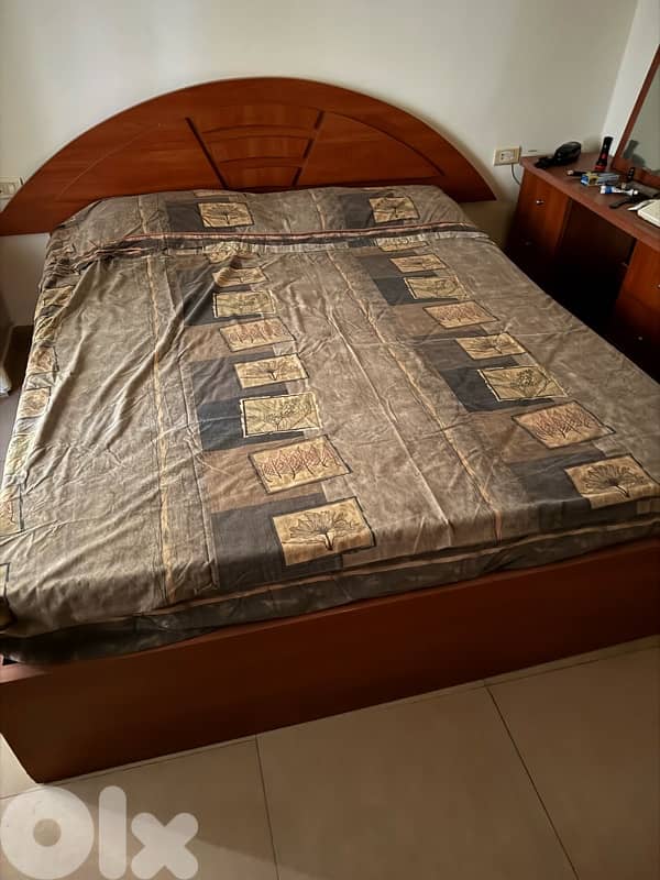 bedroom 5pcs. price 400$ 0