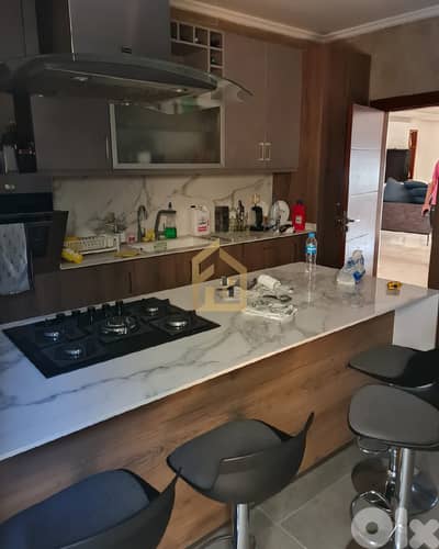 Apartment duplex for rent in Awkar RB339 شقة للإيجار في عوكر