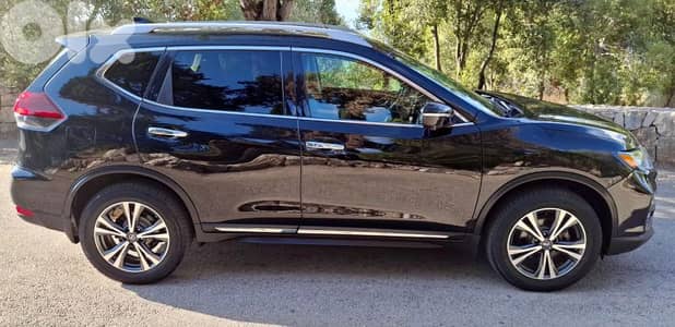 Nissan Rogue 2018 AWD  49000 mile