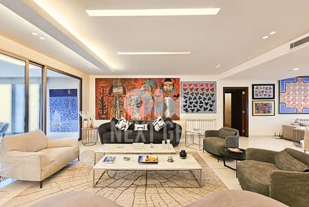 Apartment For Sale In Ras Beirut | شقة للبيع في رأس بيروت