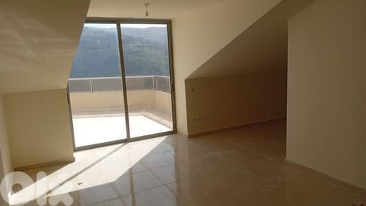 Roof for sale in Mansourieh روف للبيع في منصورية