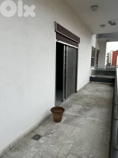 RWK117JG - Used apartment for sale in Adonis with city view.