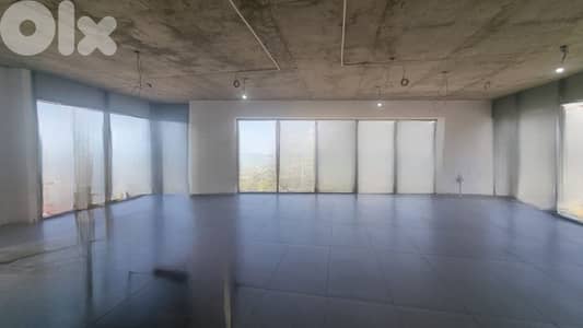 GMC231MAN Office for rent in Antelias - مكتب للإيجار في أنطلياس