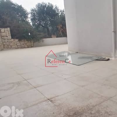 2 floors shop for rent in Amchit محل طابقين للإيجار في عمشيت