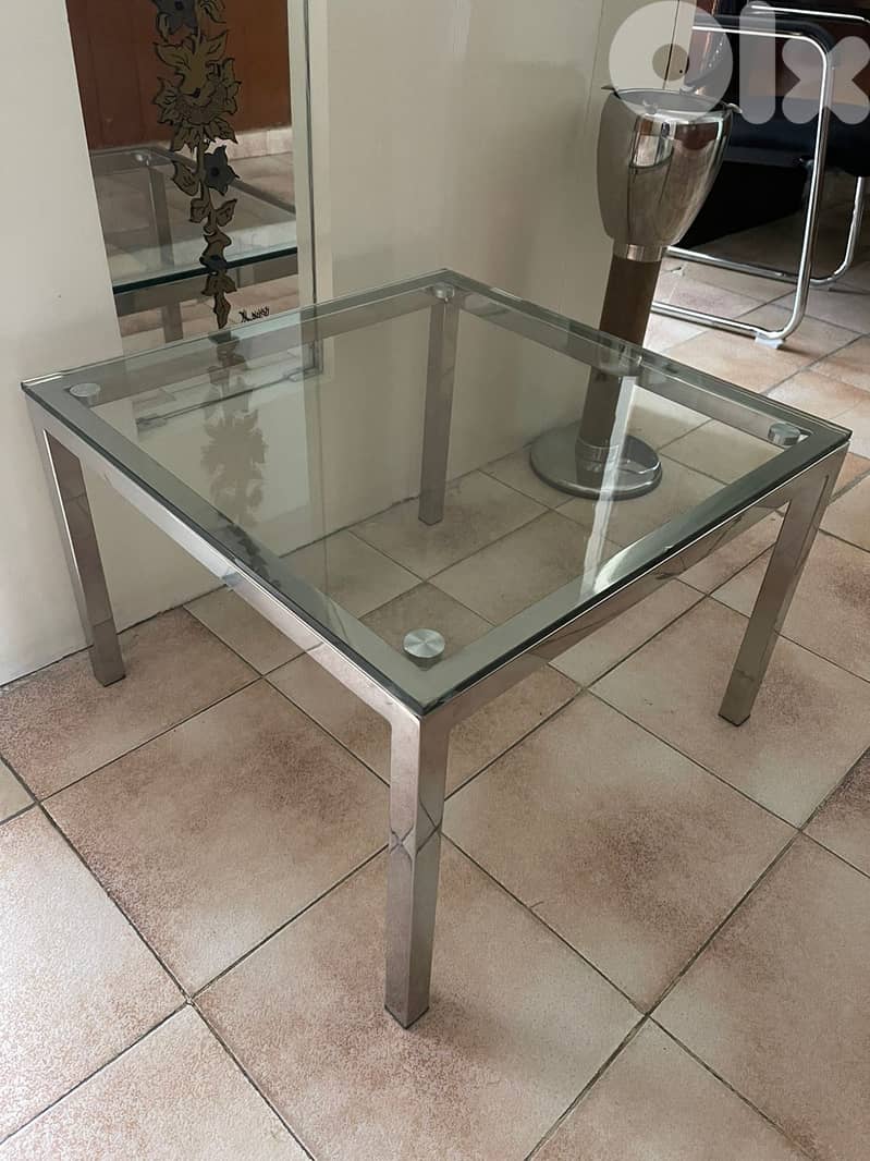 Living room Sofa and coffee table for sale 2