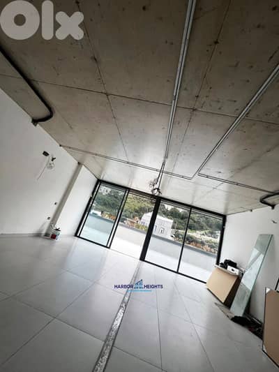 Office for Rent in Tabarja مكتب للإيجار في طبرجة