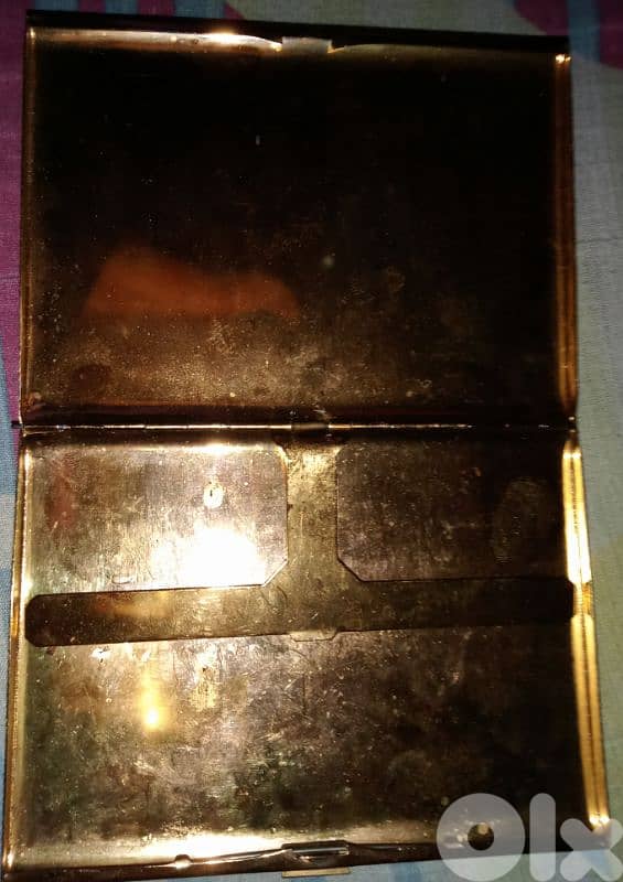 vintage metal case, likely a cigarette case 0