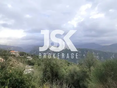 L20422 - A 1000 SQM Land For Sale in A Calm Area in Klayaat