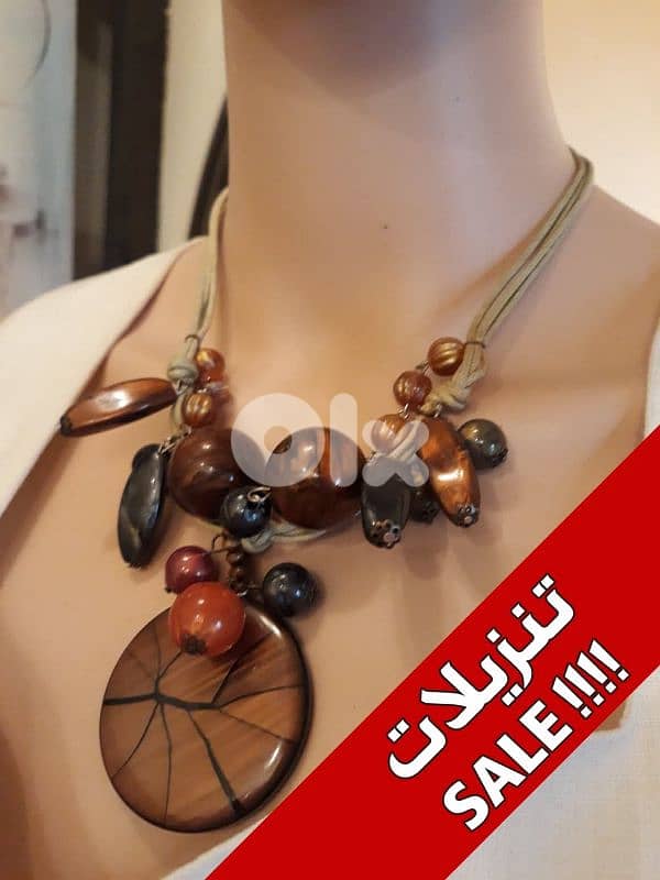 Fancy Fashionable Necklace 0