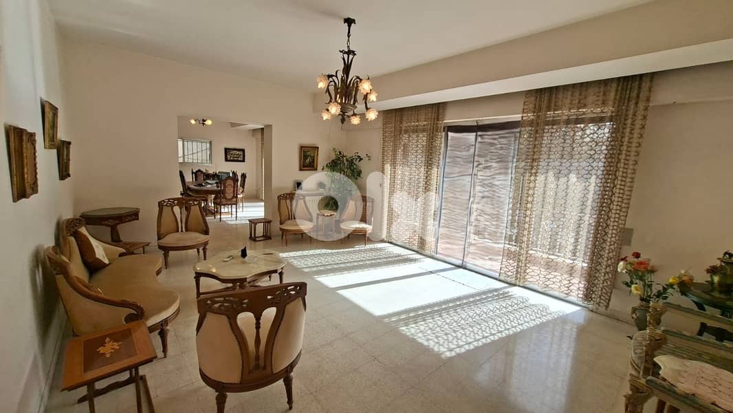 SPACIOUS APARTMENT IN ACHRAFIEH PRIME (290SQ) 4 BEDS , (AC-1173) 0