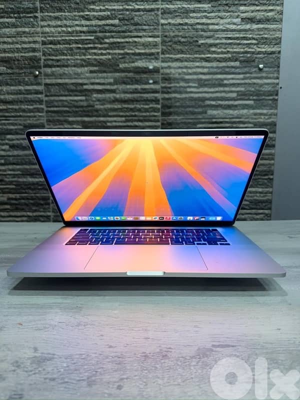 macbook pro 2