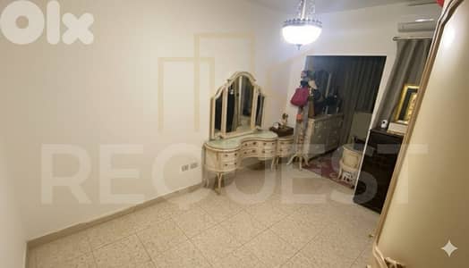 Apartment For Sale in Ras El Nabeh شقة للبيع في راس النبع