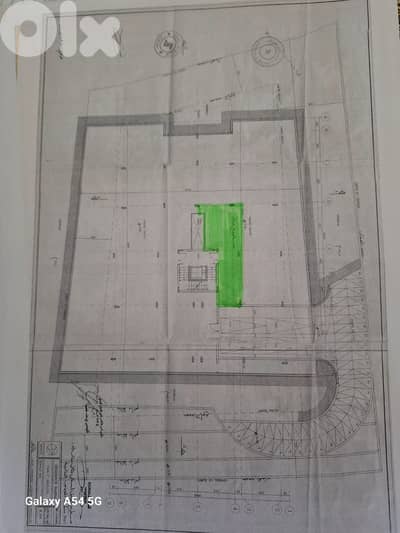 860 Sqm | Studio + offices + Depots for Sale in Bsalim