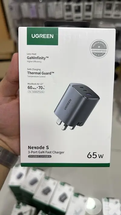 Ugreen Nexode S 65w 3-port Gan Fast Charger 3pin (2xusb-c,1xusb-a)