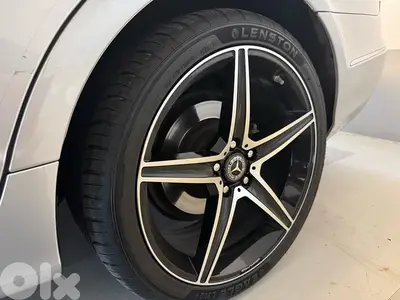 Mercedes-Benz CLS-Class 2012