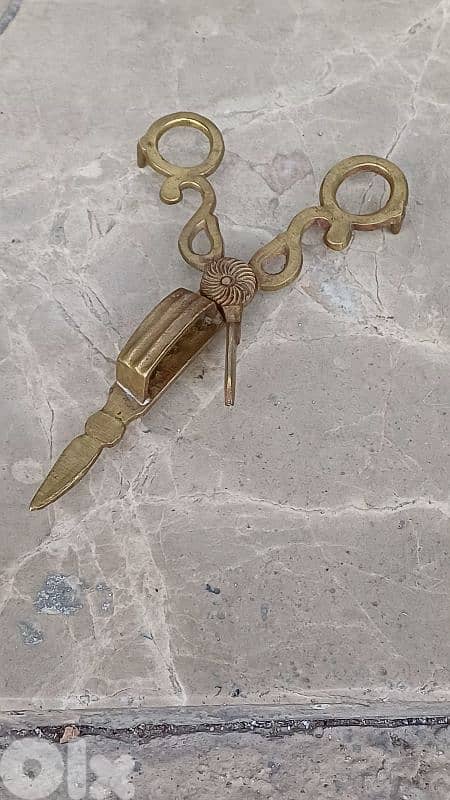 antique 6