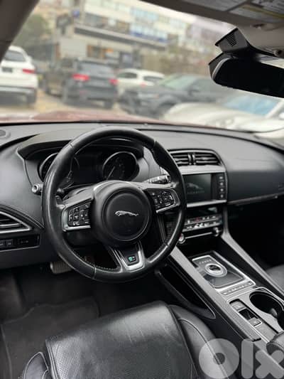 Jaguar F-Pace 2017