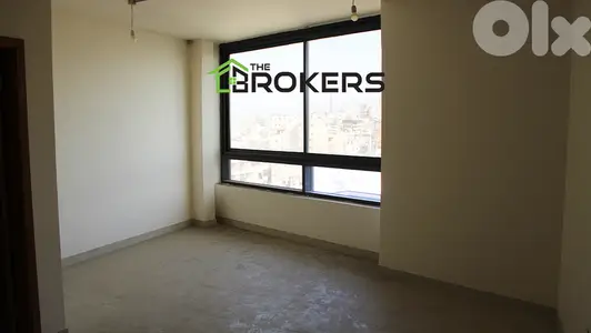 Office for sale in Mar Elias مكتب للبيع في مار الياس