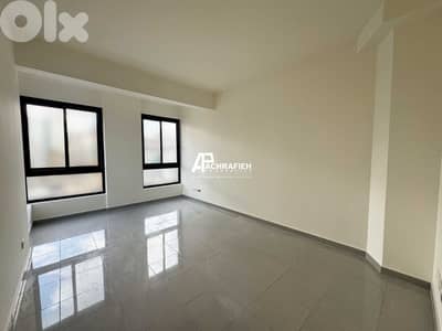 Office for Rent In Adlieh - مكتب للأجار في العادلية