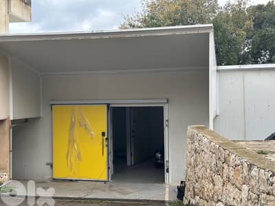 RWB116HM - Fridge / Commercial property for rent in Chnaniir Keserwan