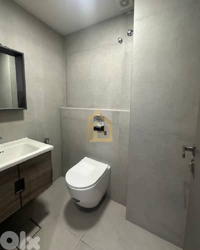 Office for rent in Hazmieh LJ134 مكتب  للإيجار في الحازمية