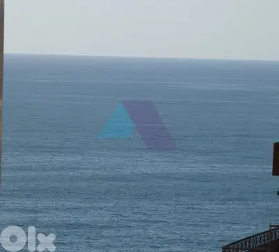 370m2 Penthouse+sea view+2 terraces 4rent in Manara - شقة في المنارة