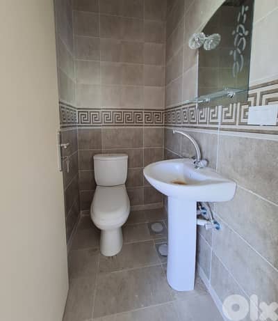 100 SQM Apartment With Sea View For Sale In Safra شقة للبيع #HS147135