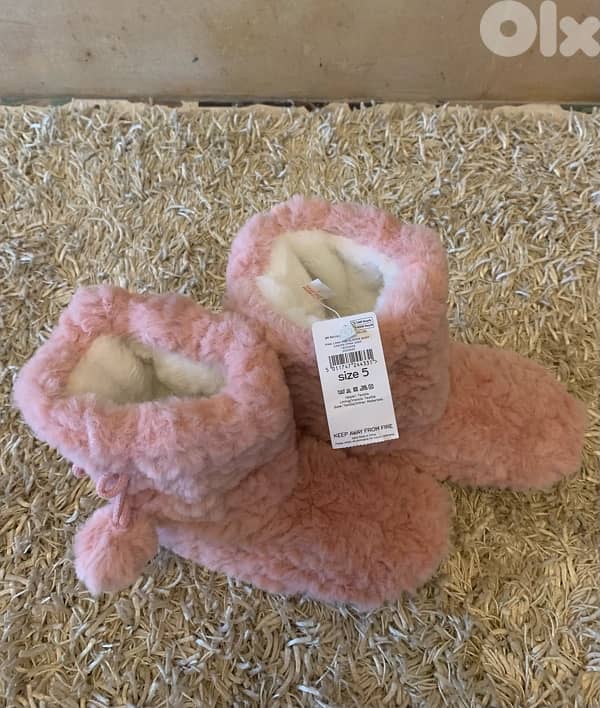 Soft and warm winter slipper 6