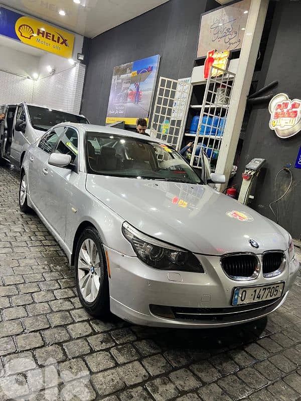 BMW 5-Series 2009 0