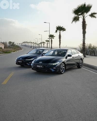 Hyundai Elantra 2025 MY - 0 KM - Black Color - Sunroof - Leather Seats