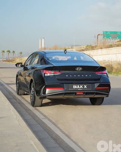 Hyundai Elantra 2025 MY - 0 KM - Black Color - Sunroof - Leather Seats