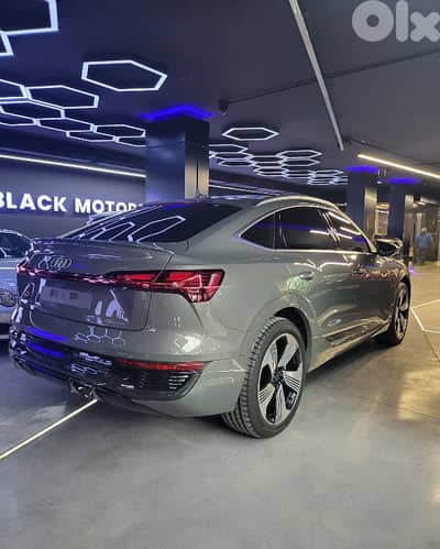 Audi Q8 e-tron 2024