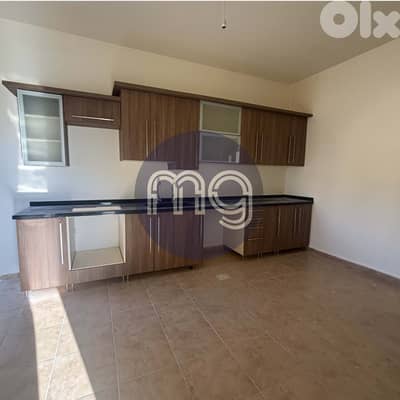 HM-19115 / Apartment for Sale in Adma, شقة للبيع في أدما