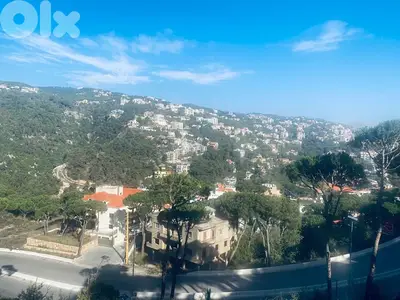 Gorgeous land in Baabdat