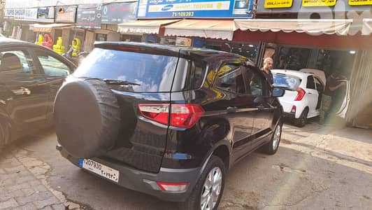 Ford EcoSport 2015