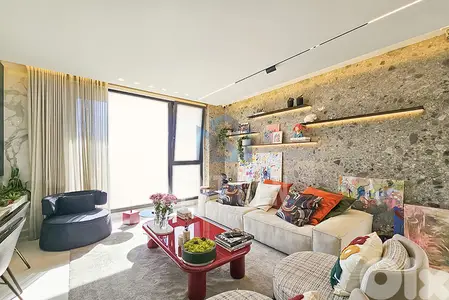 Apartment For Sale In Achrafieh | شقة للبيع في الأشرفية