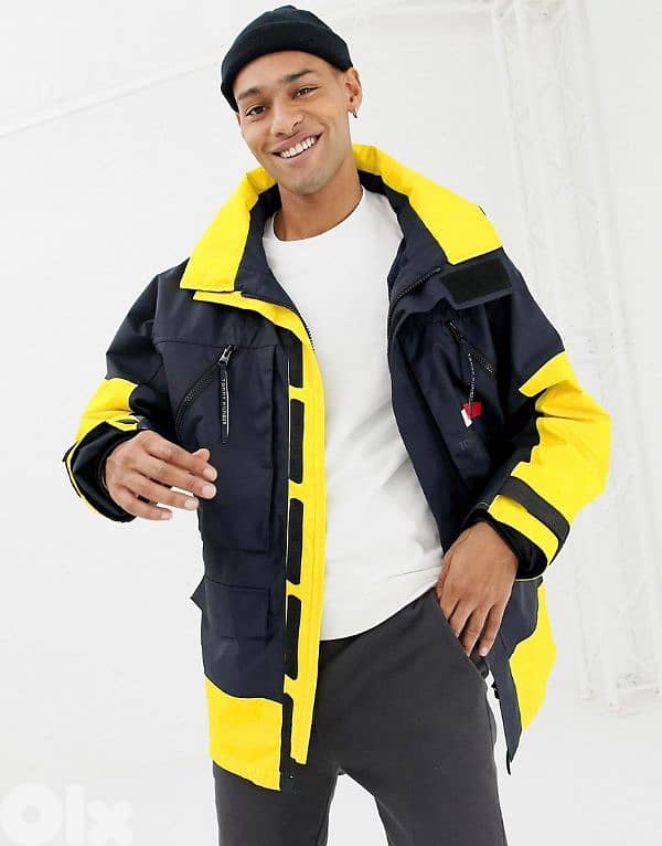 Ski gear and winter jackets (check seller's page for all details) 13