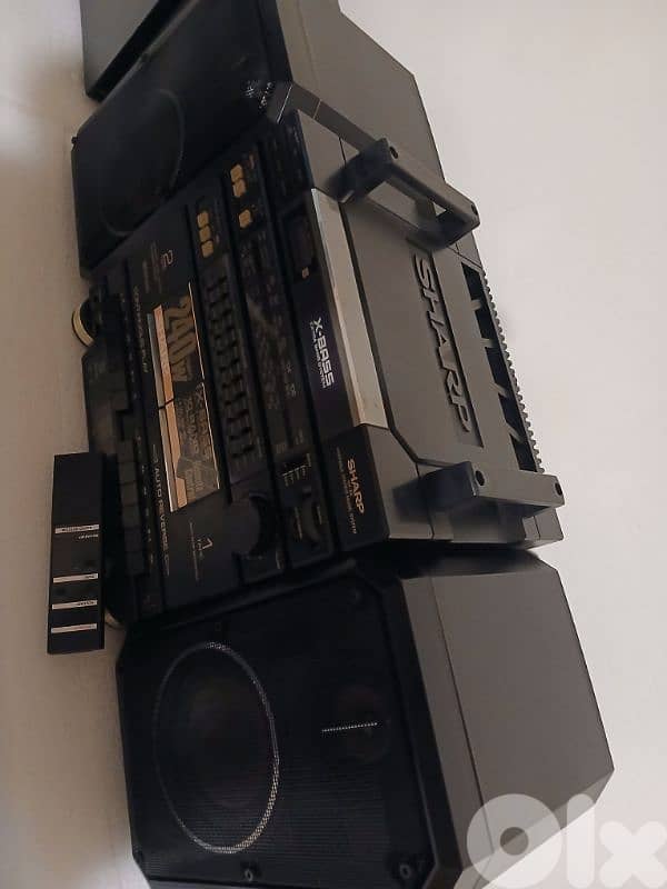 Vintage XBass BoomBox with original remote control  Since 1980 قديم 1