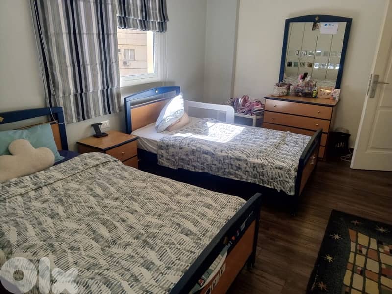2 kids beds + 2 mattresses + Comodine + side table 0