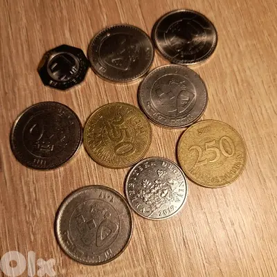 عملات لبنانيه