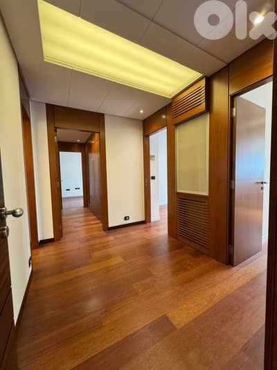 HIGH-END APARTMENT IN VERDUN PRIME (300SQ) 4 BEDROOMS , (BT-1369)